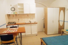 Prenajmem garzonku BA III Alstrova ul.