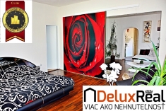 VÝRAZNÁ ZĽAVA – RODINNÁ VILA V CENTRE – ID 018